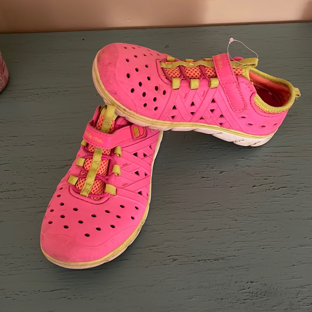 Stride rite summer shoes!